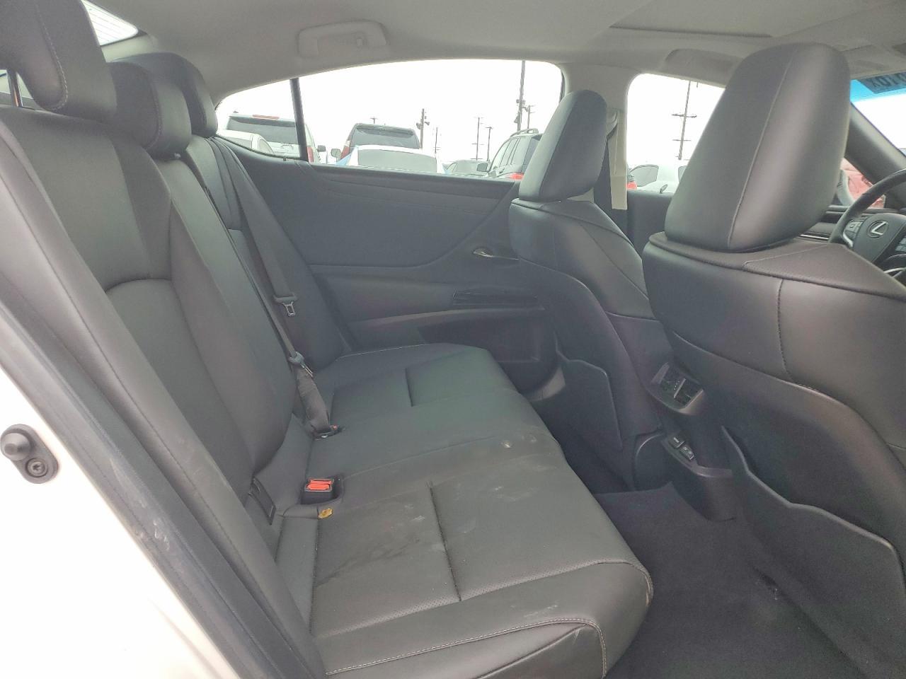 LEXUS ES 300H