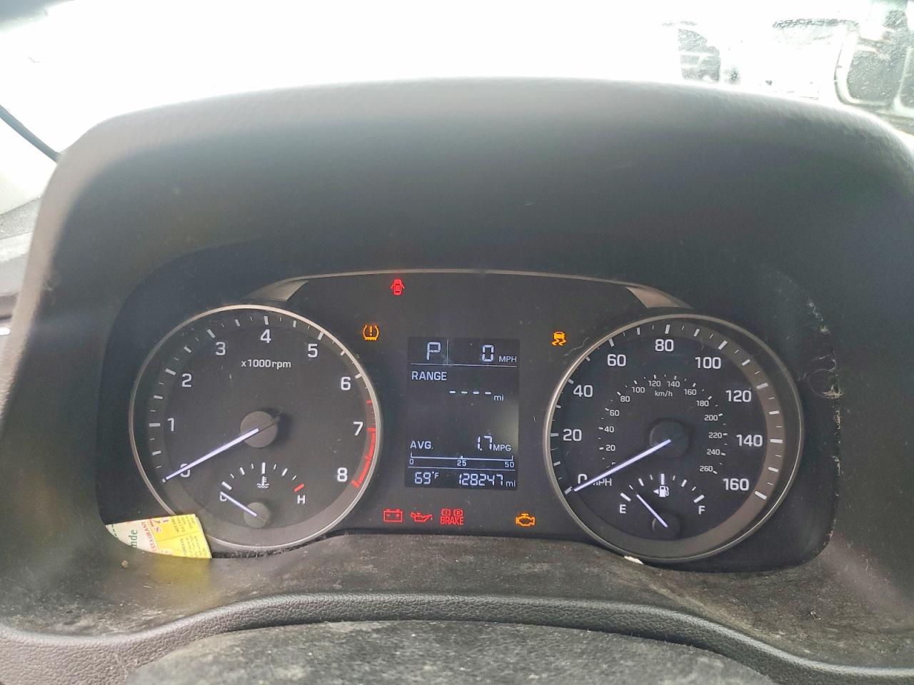 2017 HYUNDAI ELANTRA — фото 9