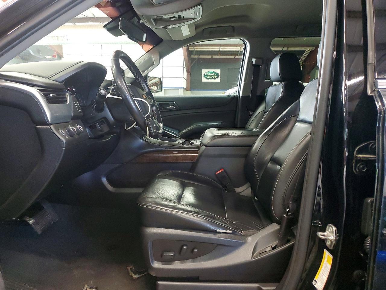 CHEVROLET SUBURBAN