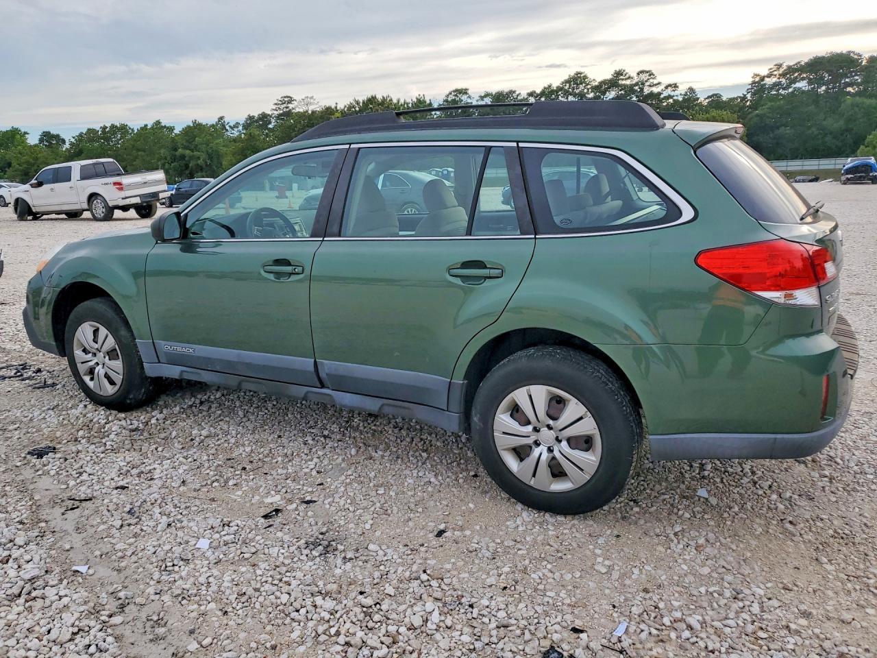 SUBARU OUTBACK