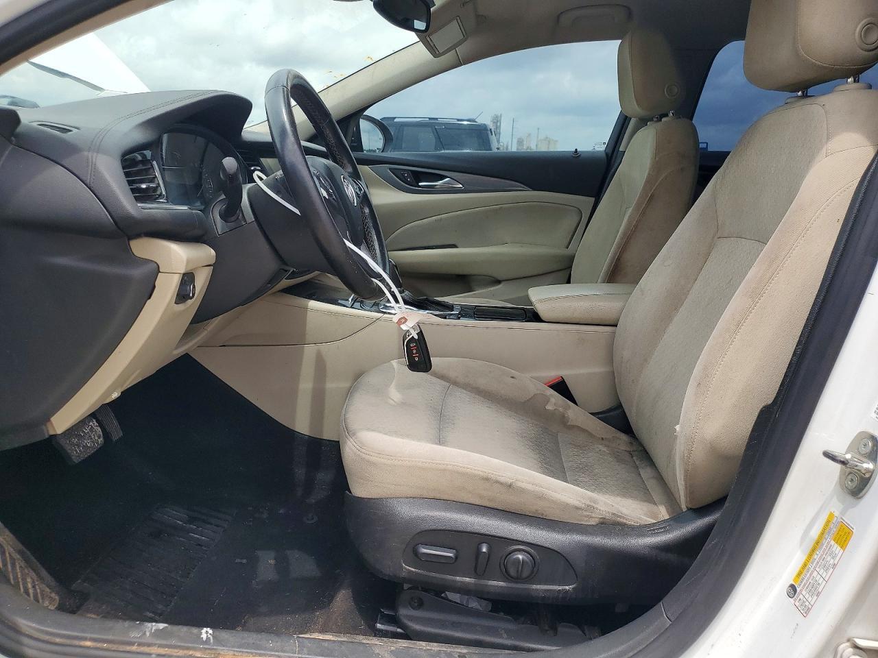 2019 BUICK REGAL — фото 7