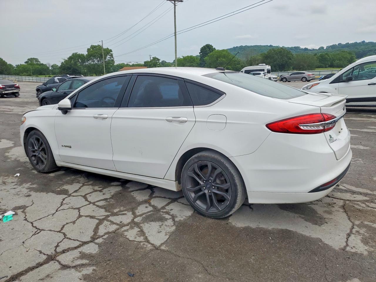 FORD FUSION HYBRID