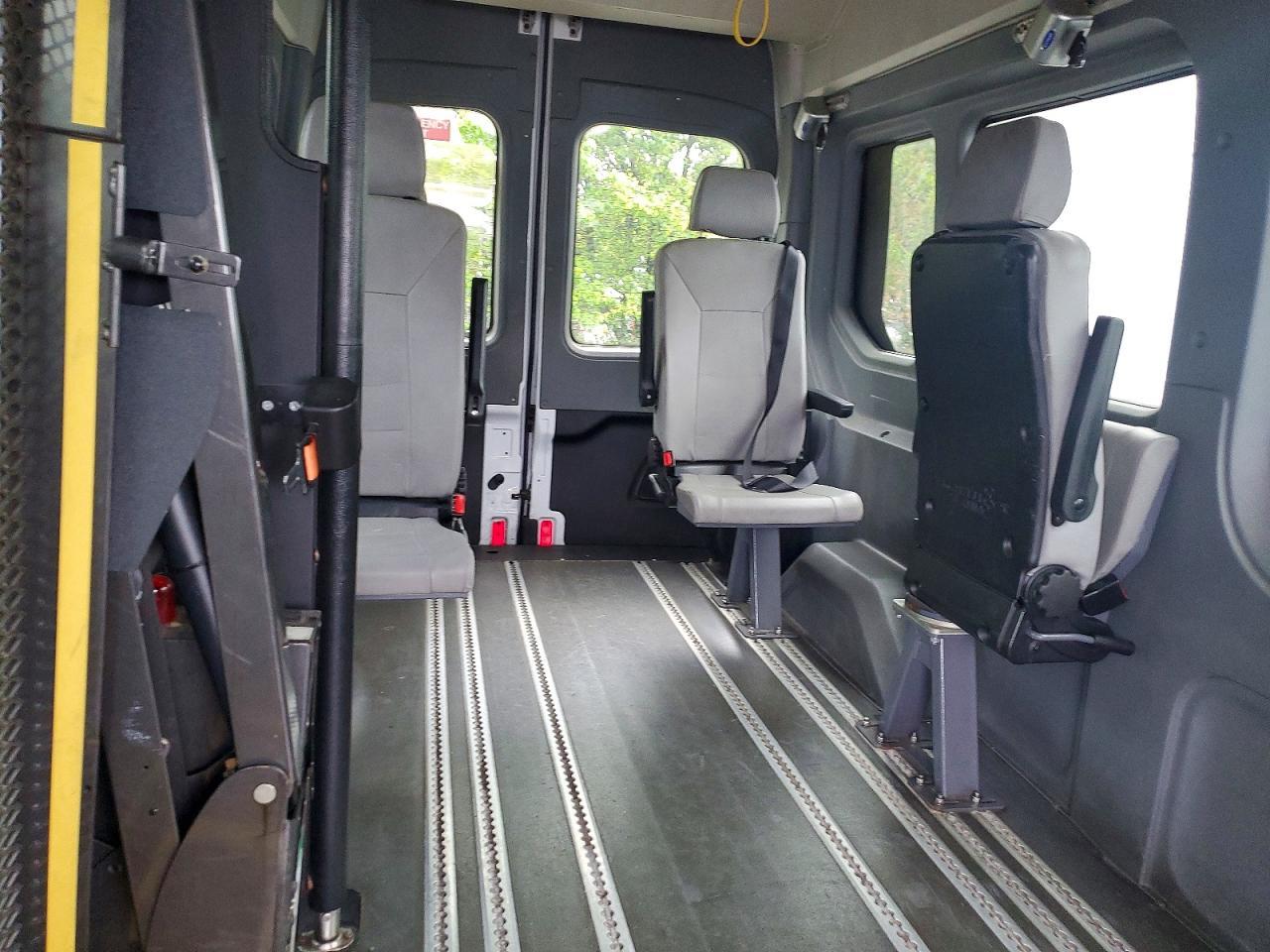 FORD TRANSIT