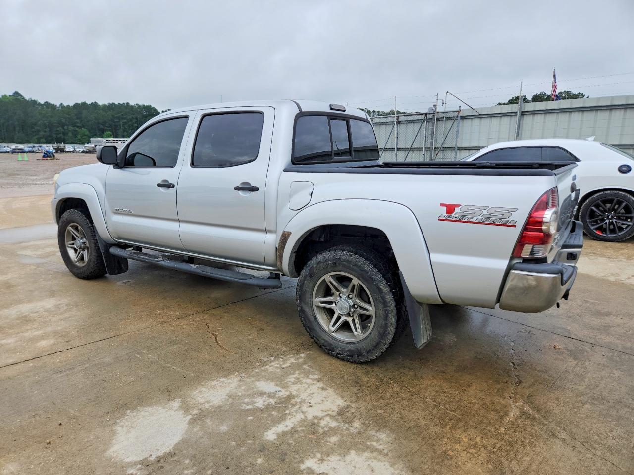TOYOTA TACOMA