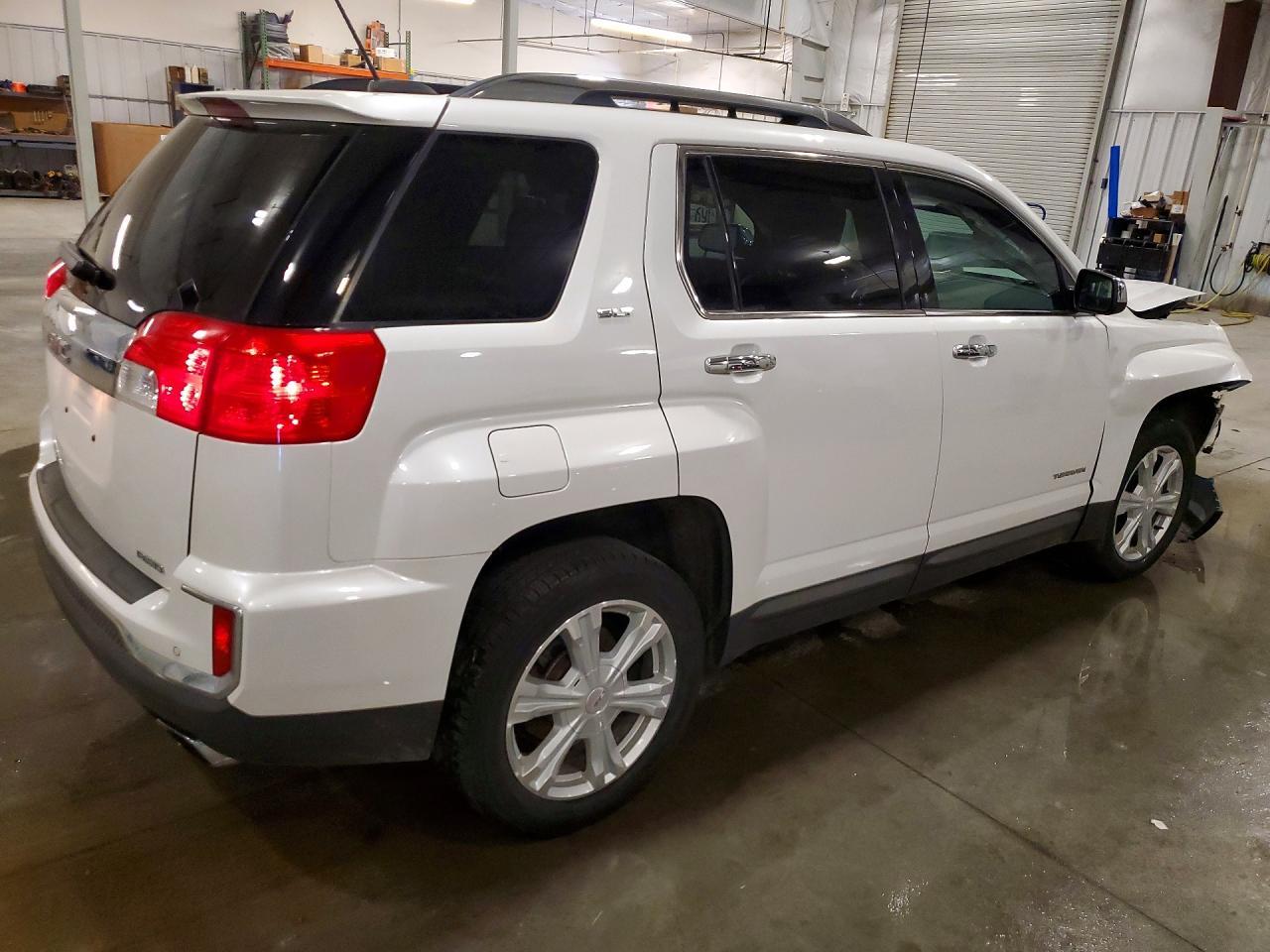 2016 GMC TERRAIN — фото 3