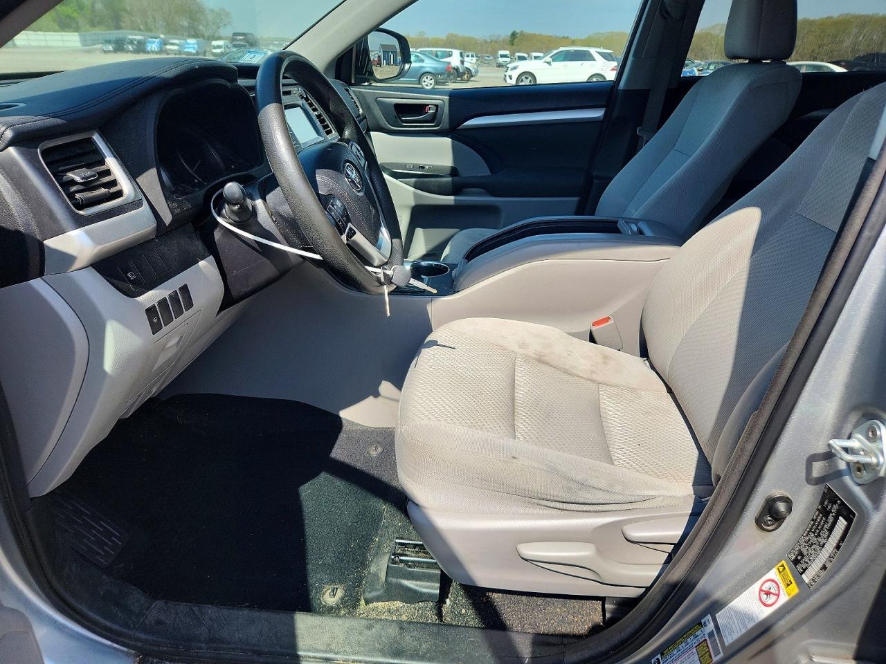 2017 TOYOTA HIGHLANDER — фото 7