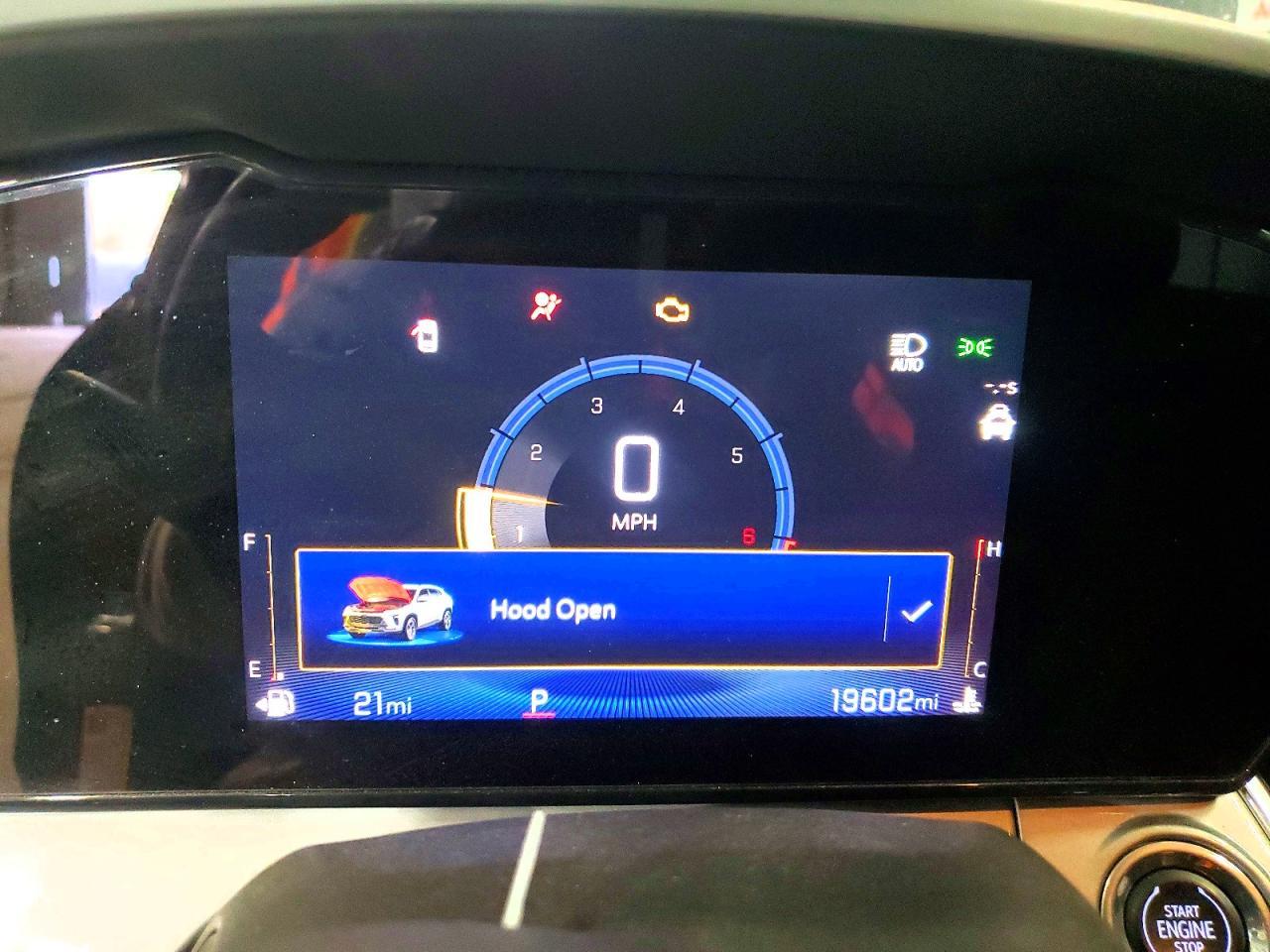 CHEVROLET TRAX