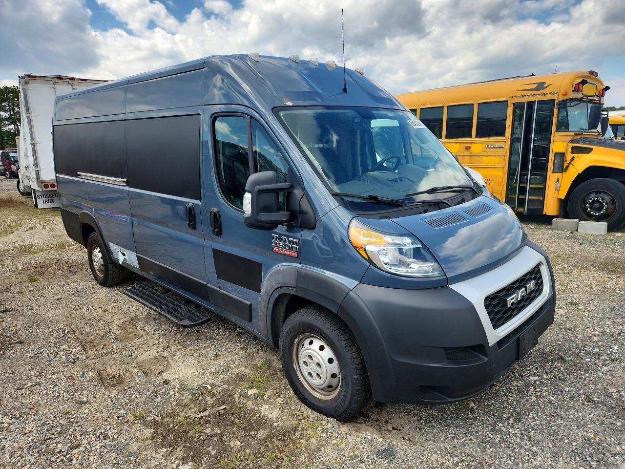 RAM PROMASTER 3500