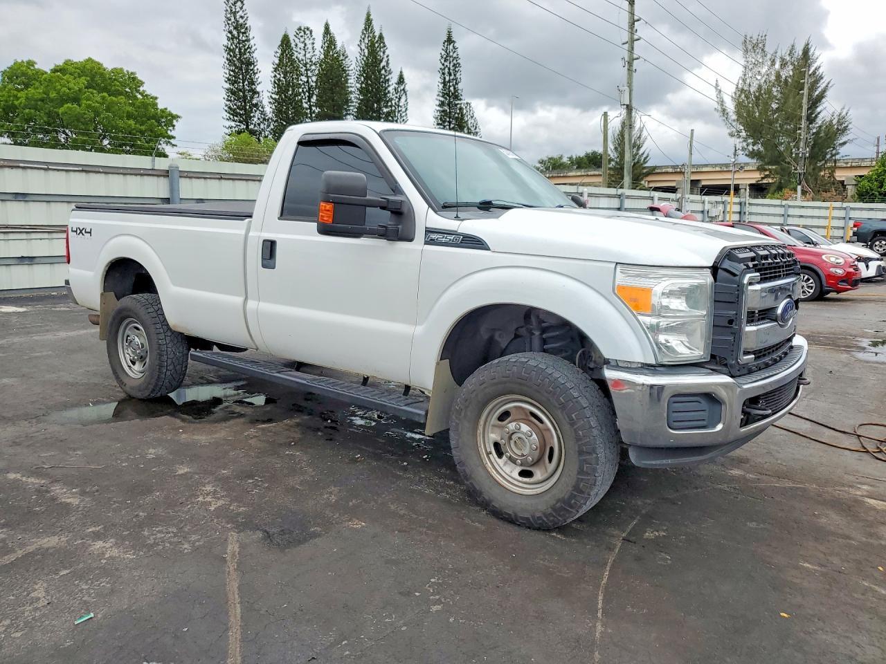 2015 FORD F-250 — фото 4