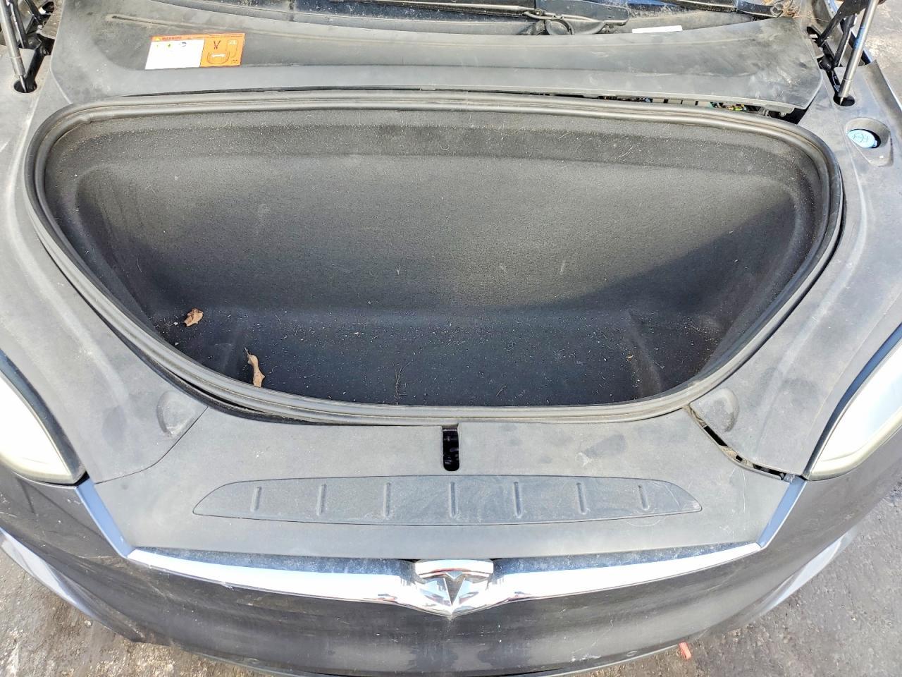 2017 TESLA MODEL X — фото 12
