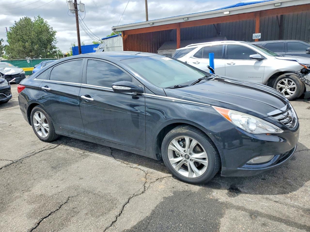 2011 HYUNDAI SONATA — фото 4