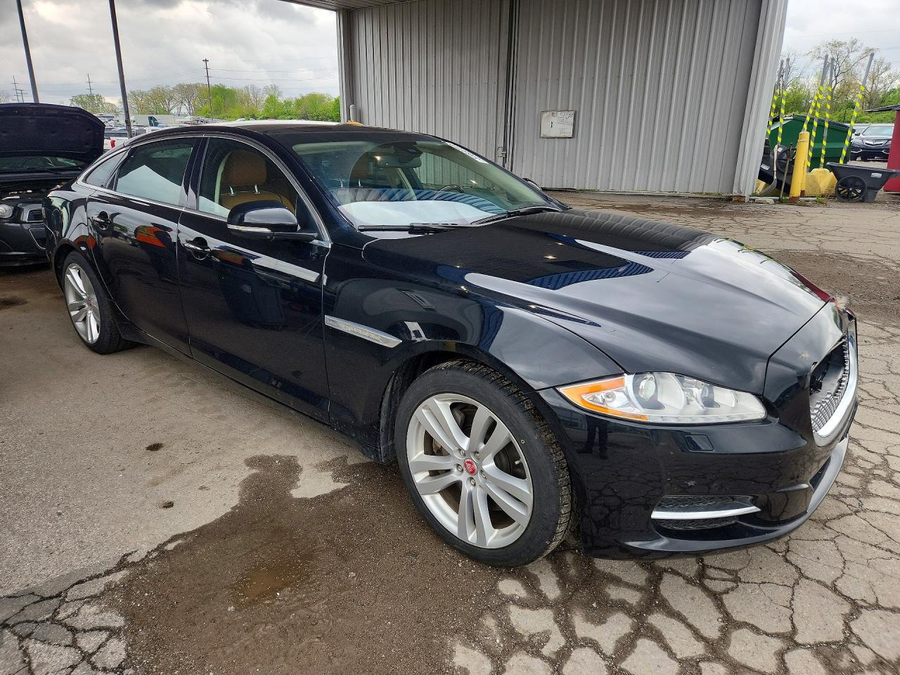 2014 JAGUAR XJ — фото 4