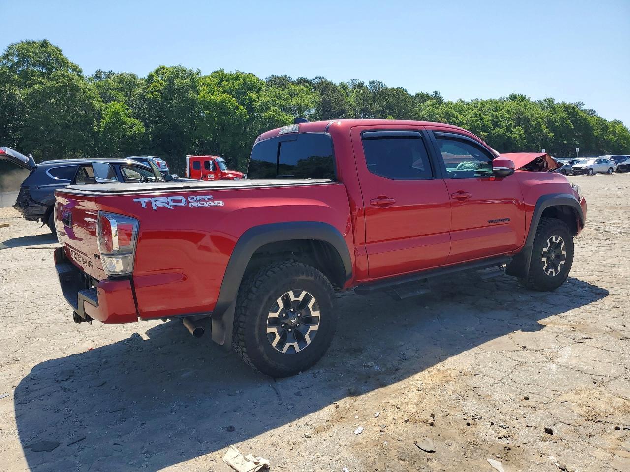 TOYOTA TACOMA