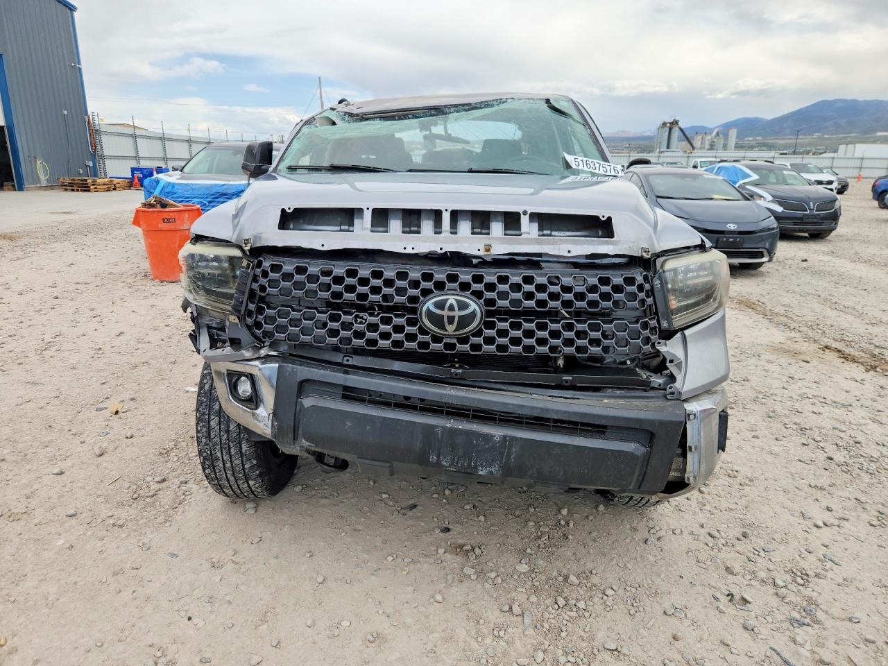 TOYOTA TUNDRA