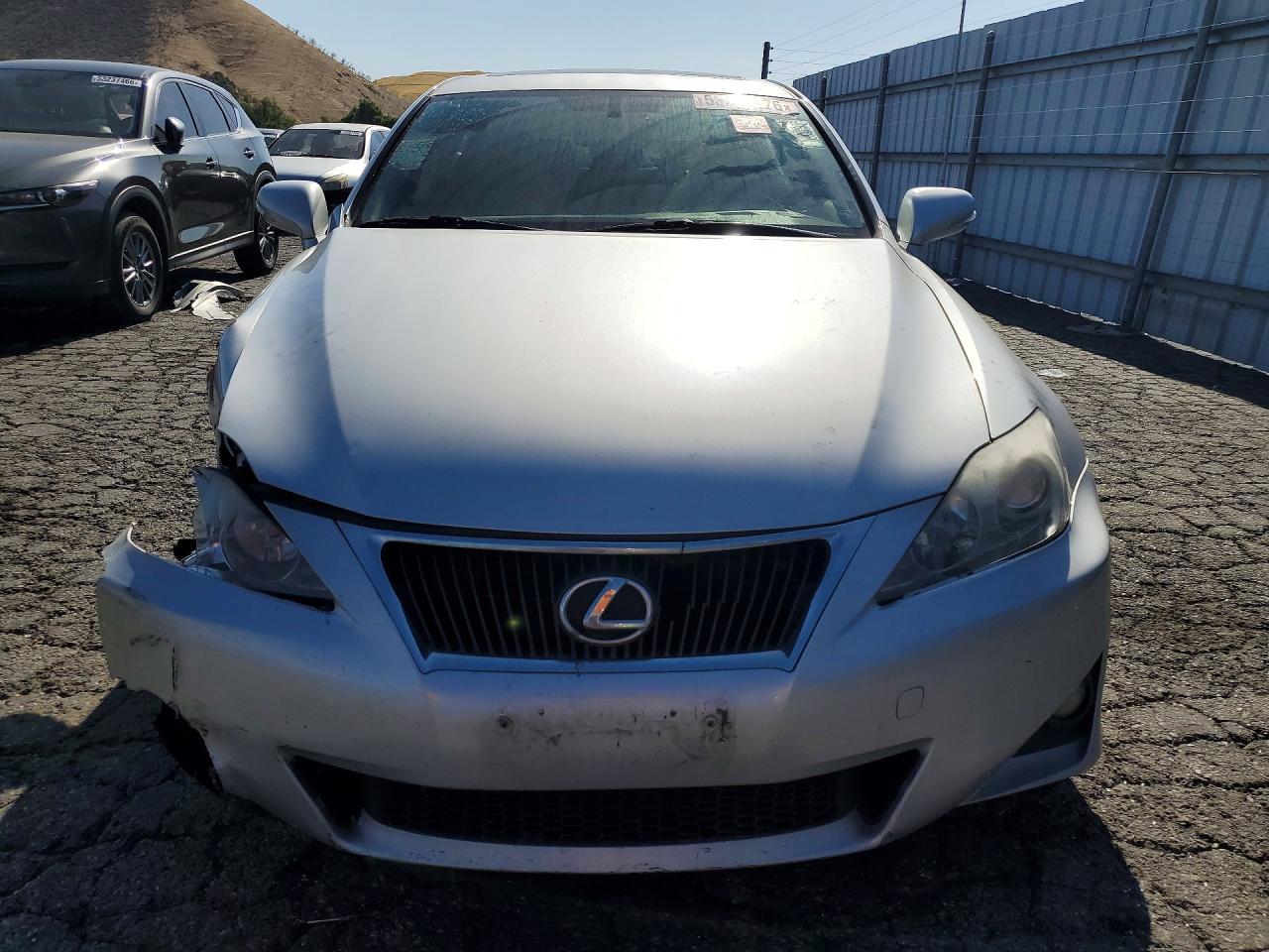 2011 LEXUS IS 250 — фото 5