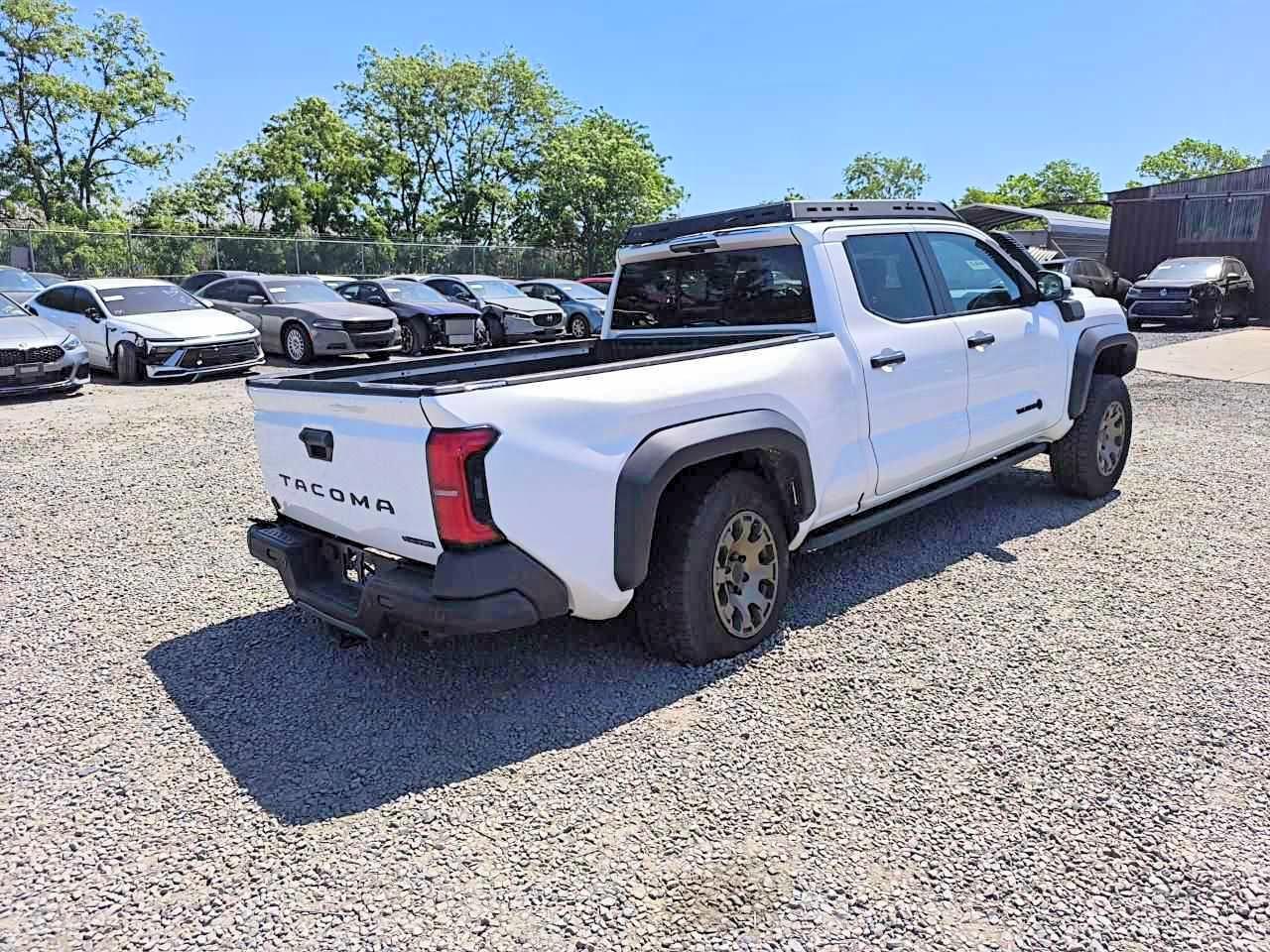 TOYOTA TACOMA