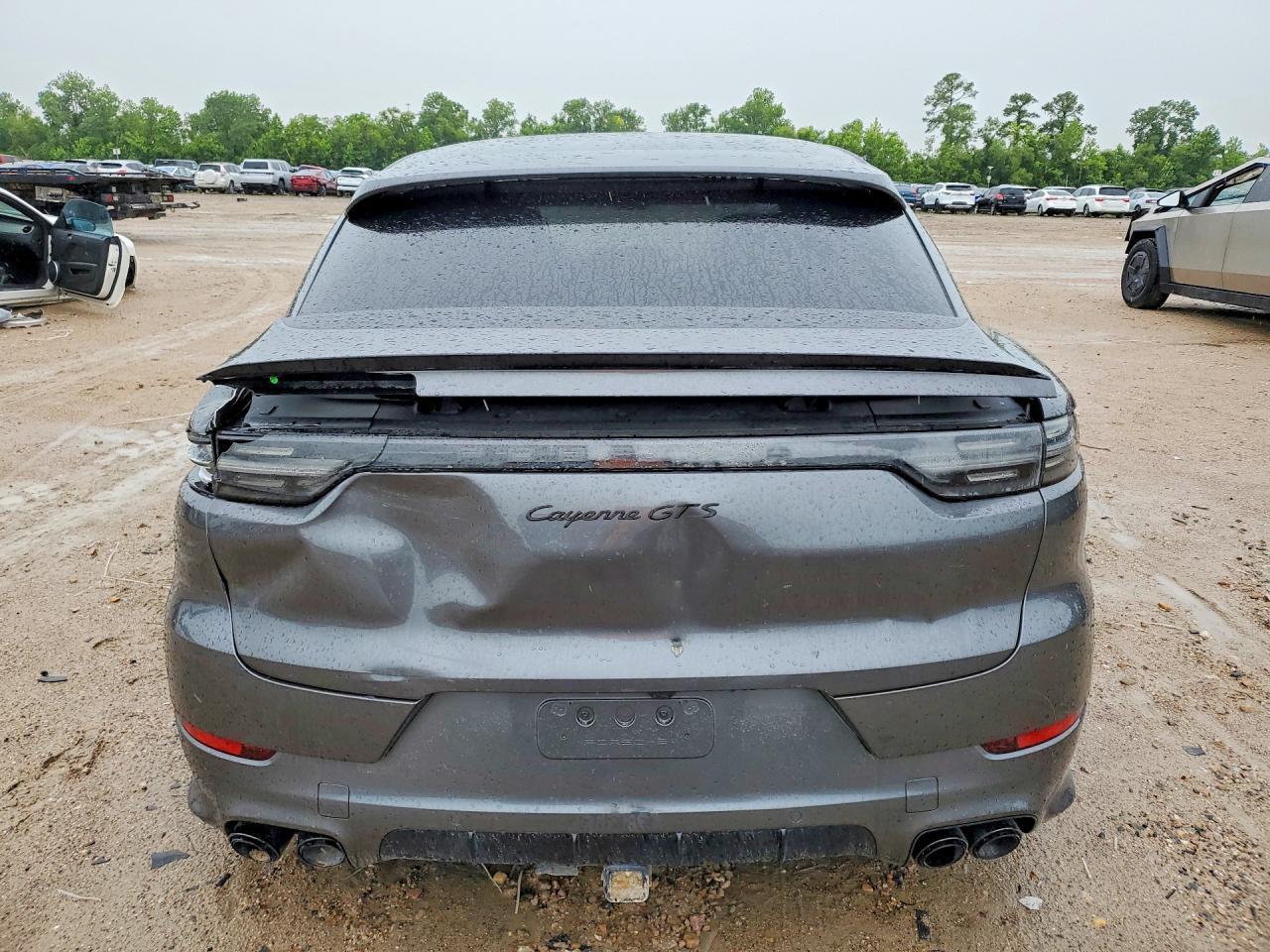 PORSCHE CAYENNE COUPE