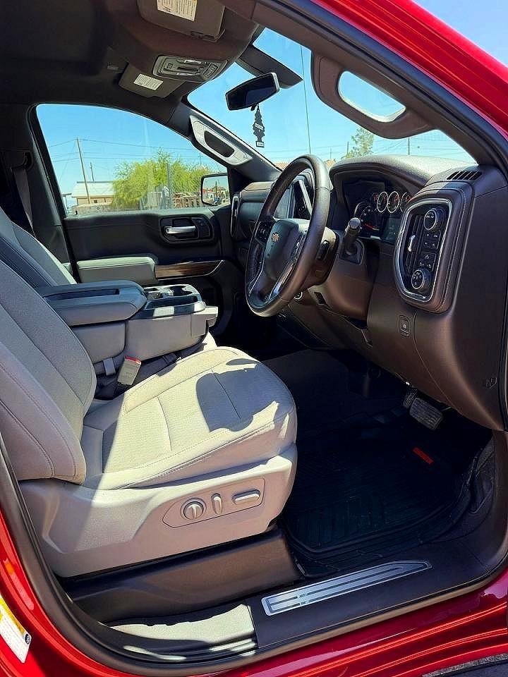 CHEVROLET SILVERADO