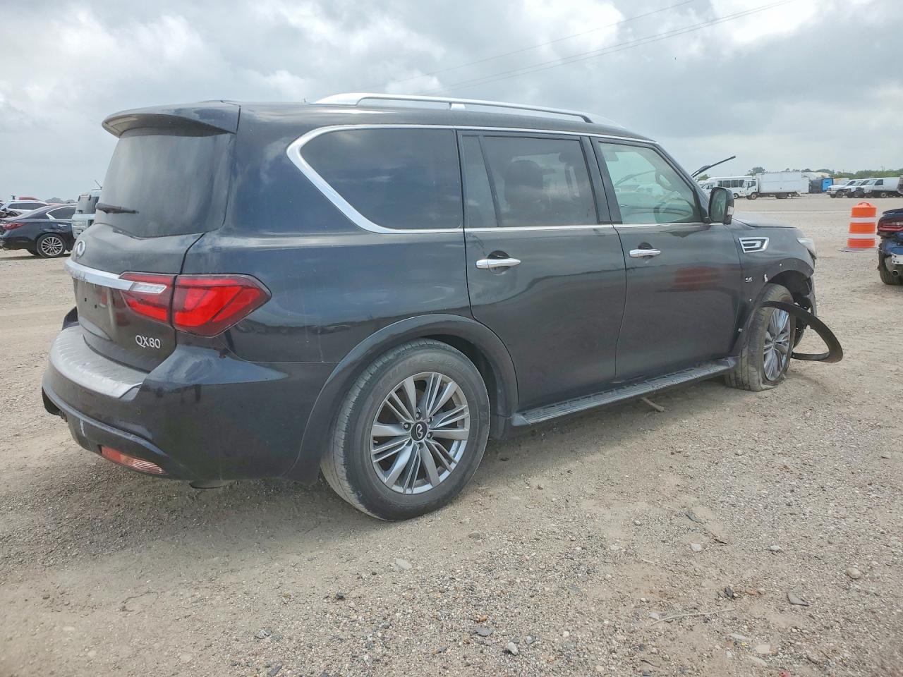 INFINITI QX80