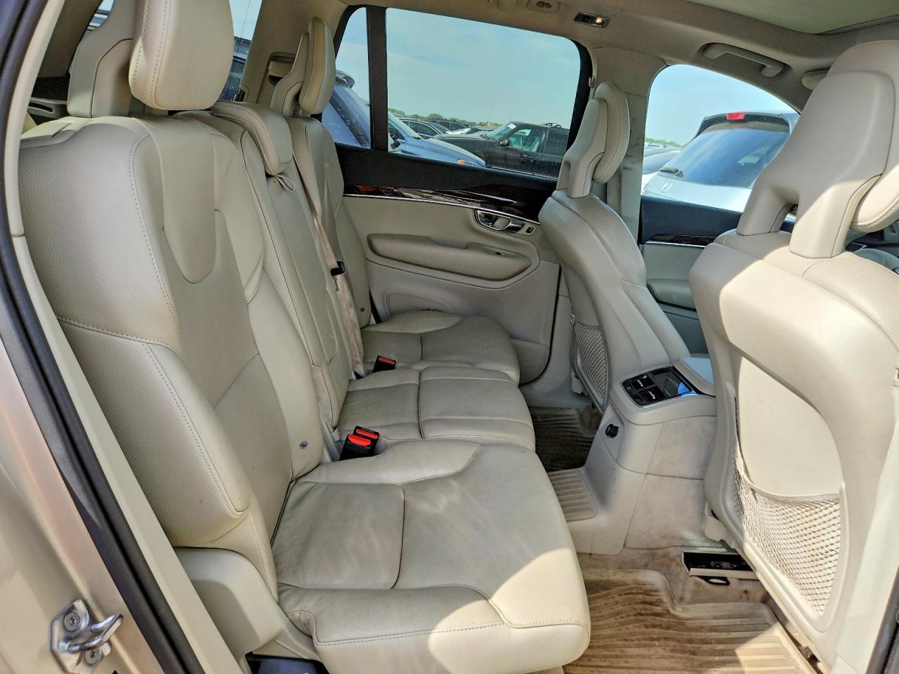 VOLVO XC90 RECHARGE