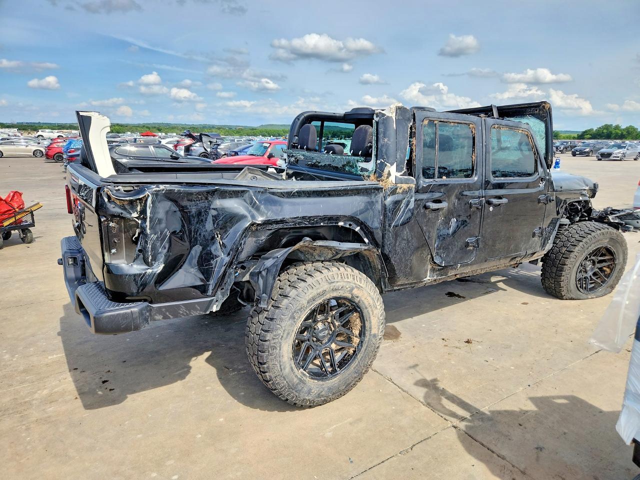 2023 JEEP GLADIATOR — фото 3
