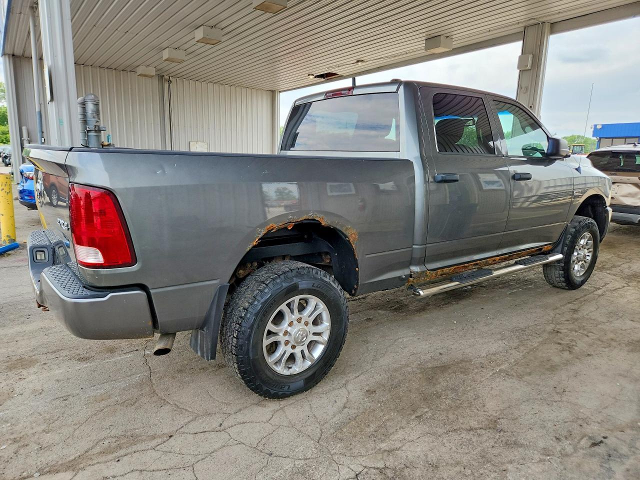 2011 DODGE RAM 2500 — фото 3