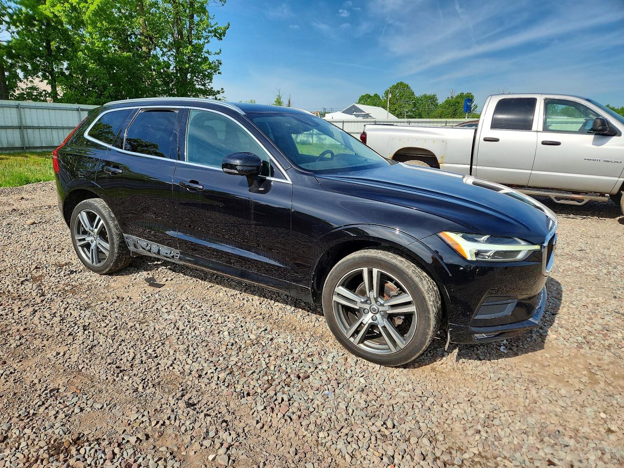 2020 VOLVO XC60 — фото 4
