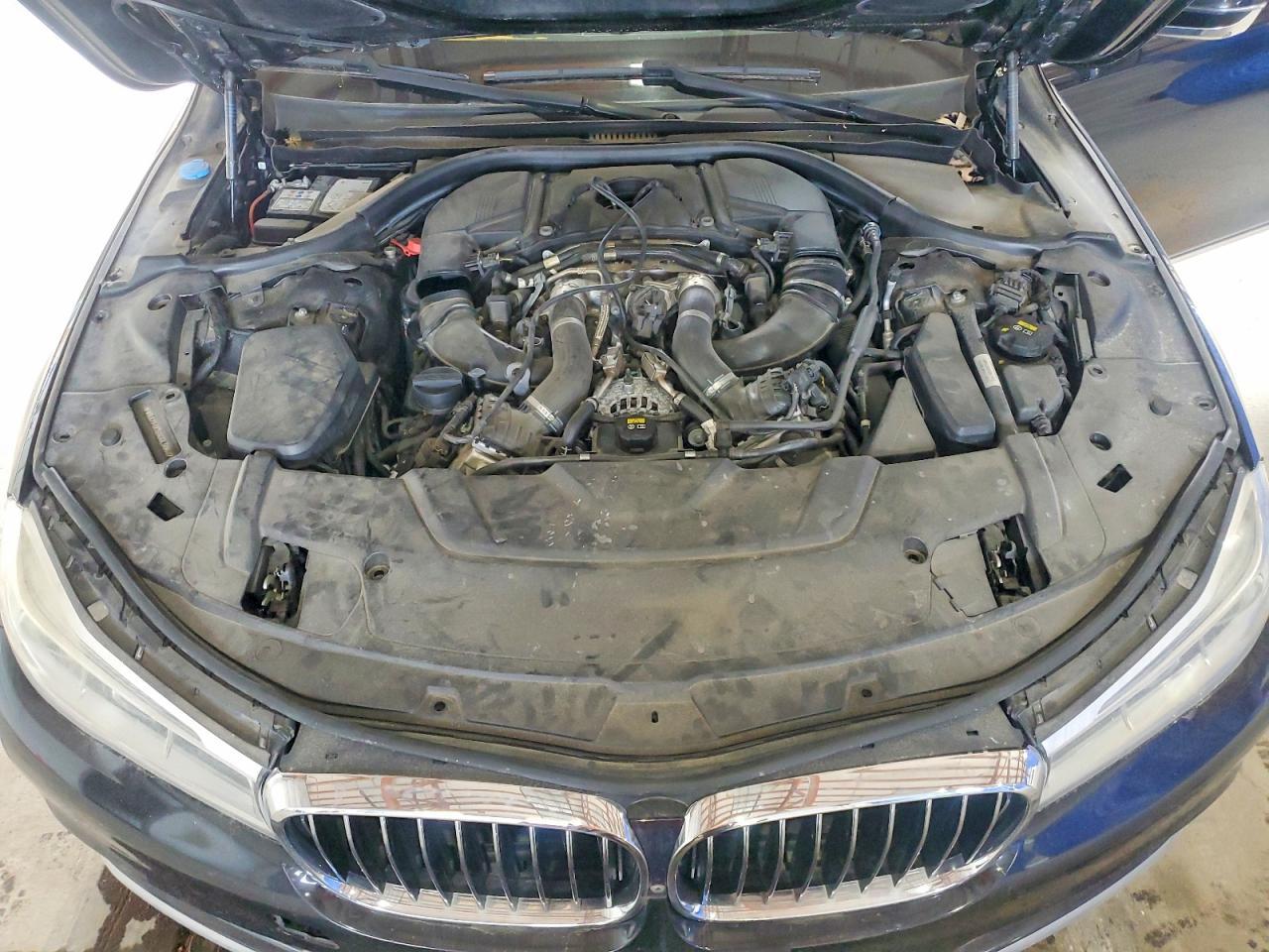 2016 BMW 7 SERIES — фото 11