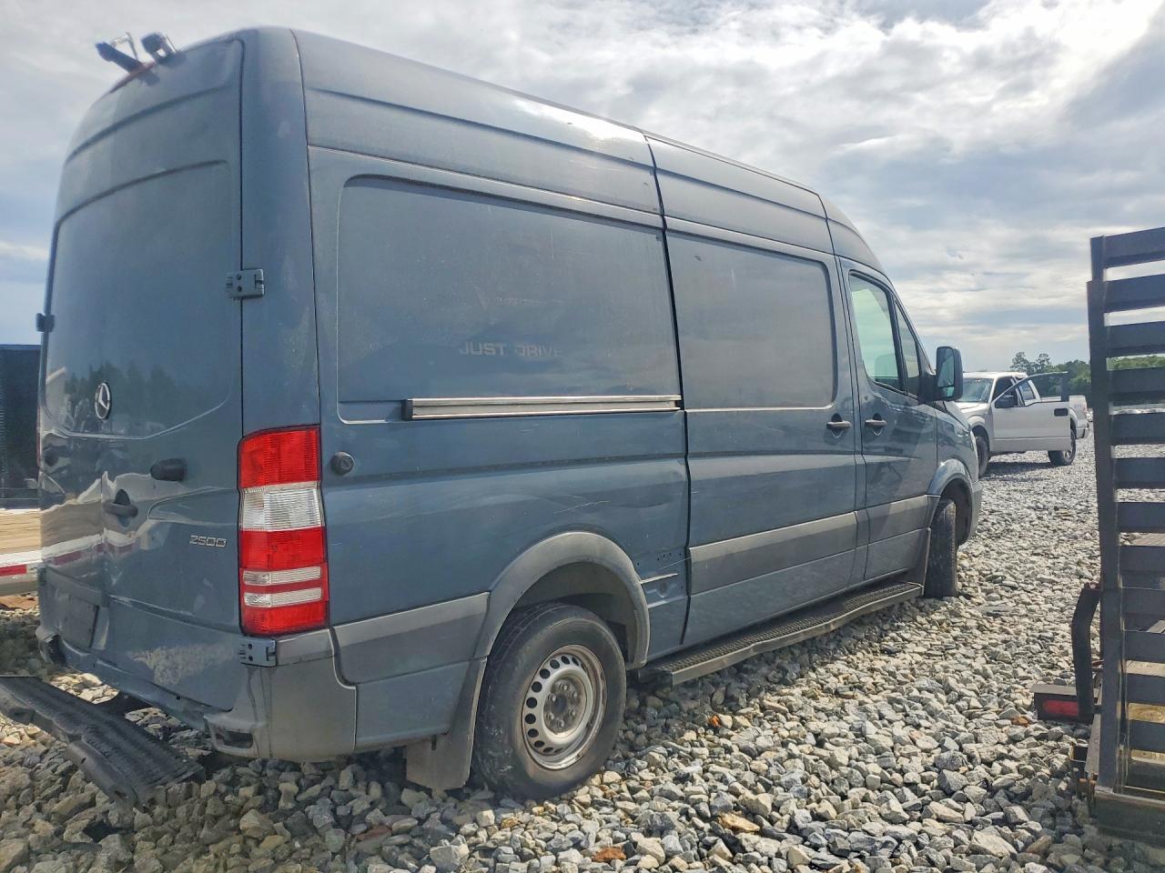 2018 MERCEDES-BENZ SPRINTER — фото 3