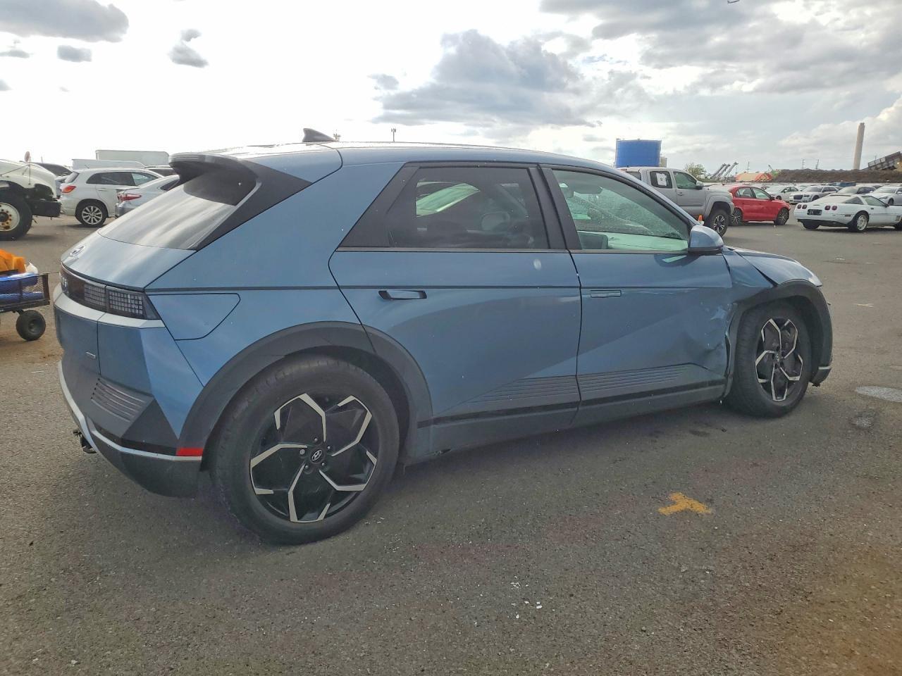 2023 HYUNDAI IONIQ ELECTRIC — фото 3