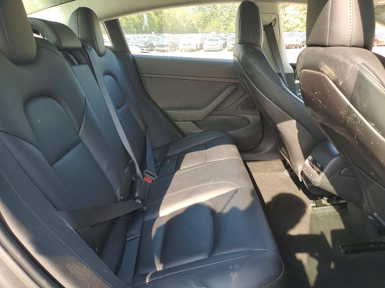 2018 TESLA MODEL 3 — фото 10