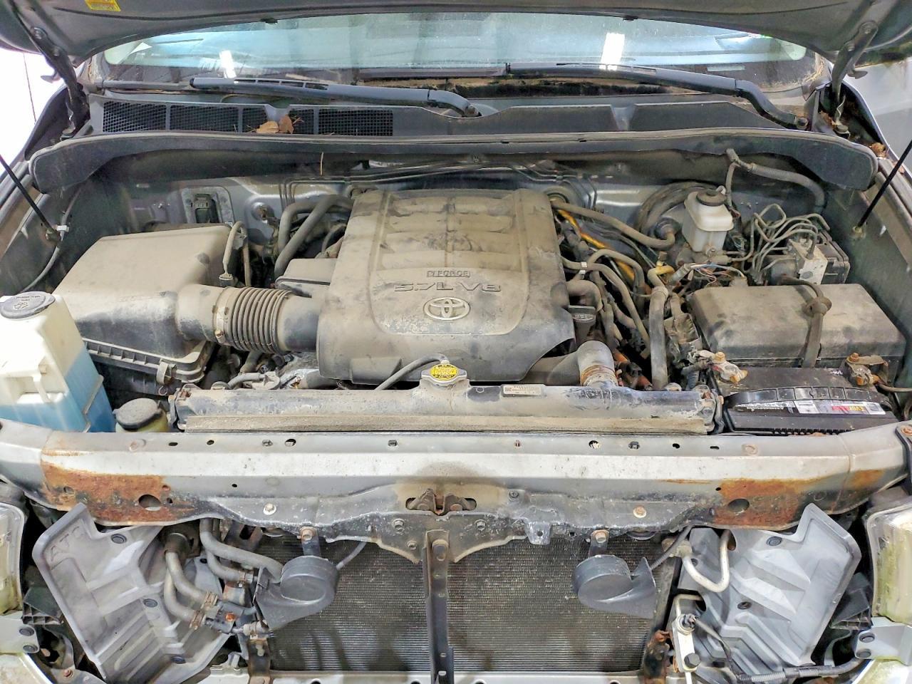TOYOTA TUNDRA