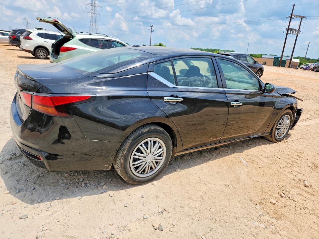 2020 NISSAN ALTIMA — фото 3