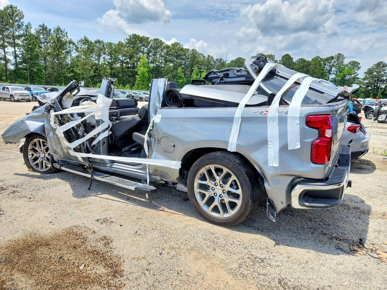 CHEVROLET SILVERADO