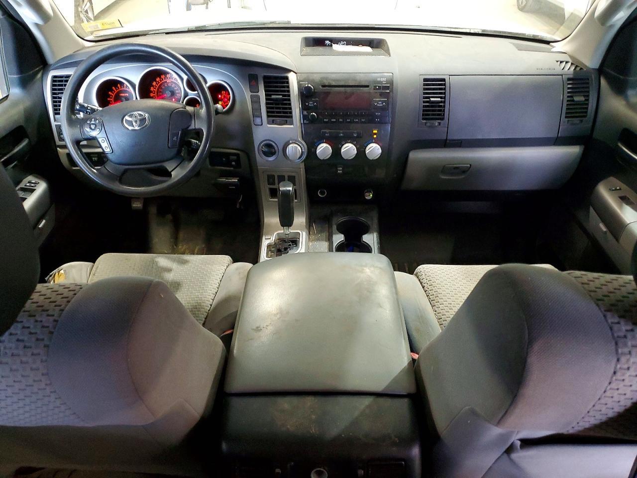 TOYOTA TUNDRA