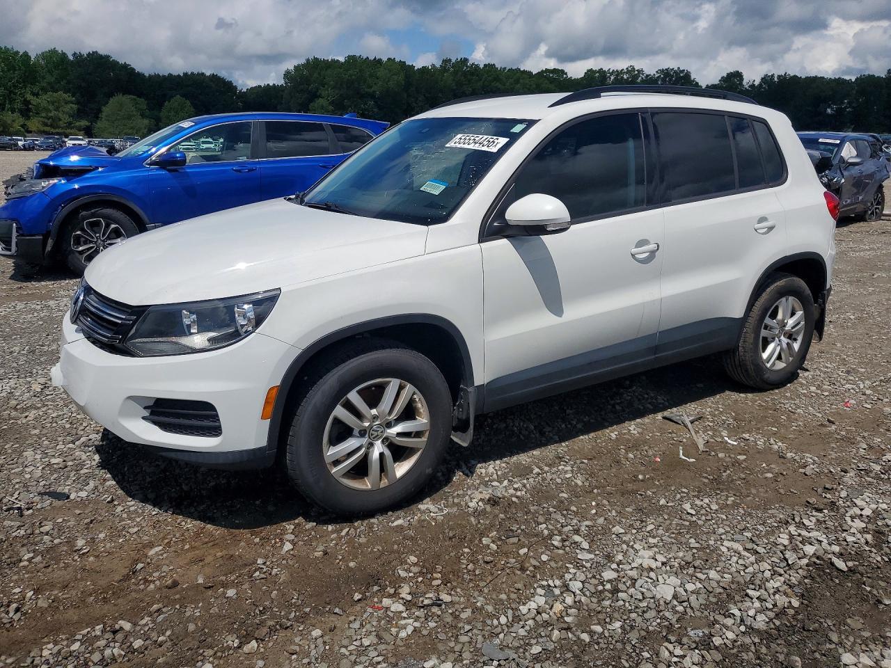 2017 VOLKSWAGEN TIGUAN — фото 1