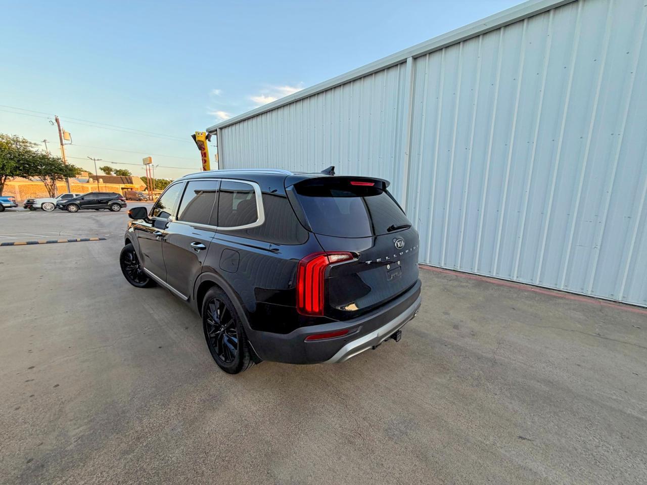 KIA TELLURIDE
