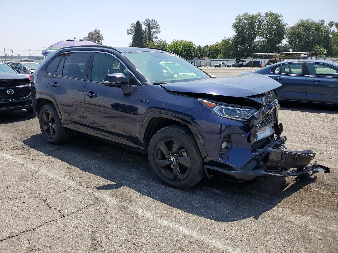 2020 TOYOTA RAV4 HYBRID — фото 4