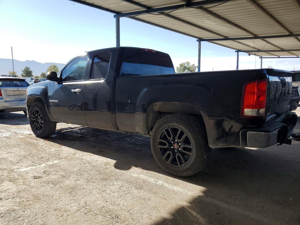 GMC SIERRA