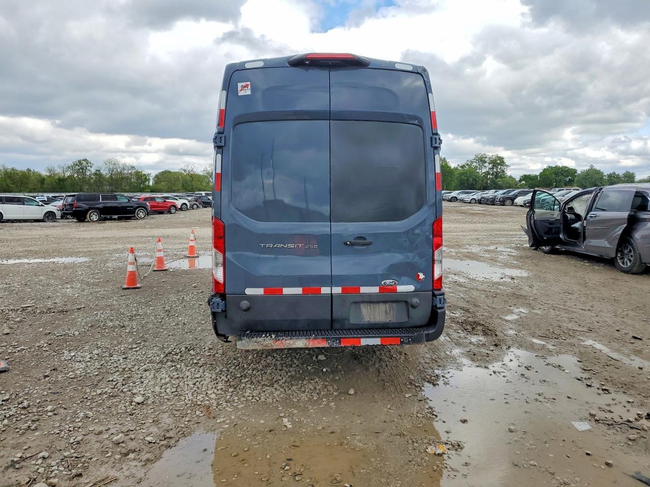 FORD TRANSIT
