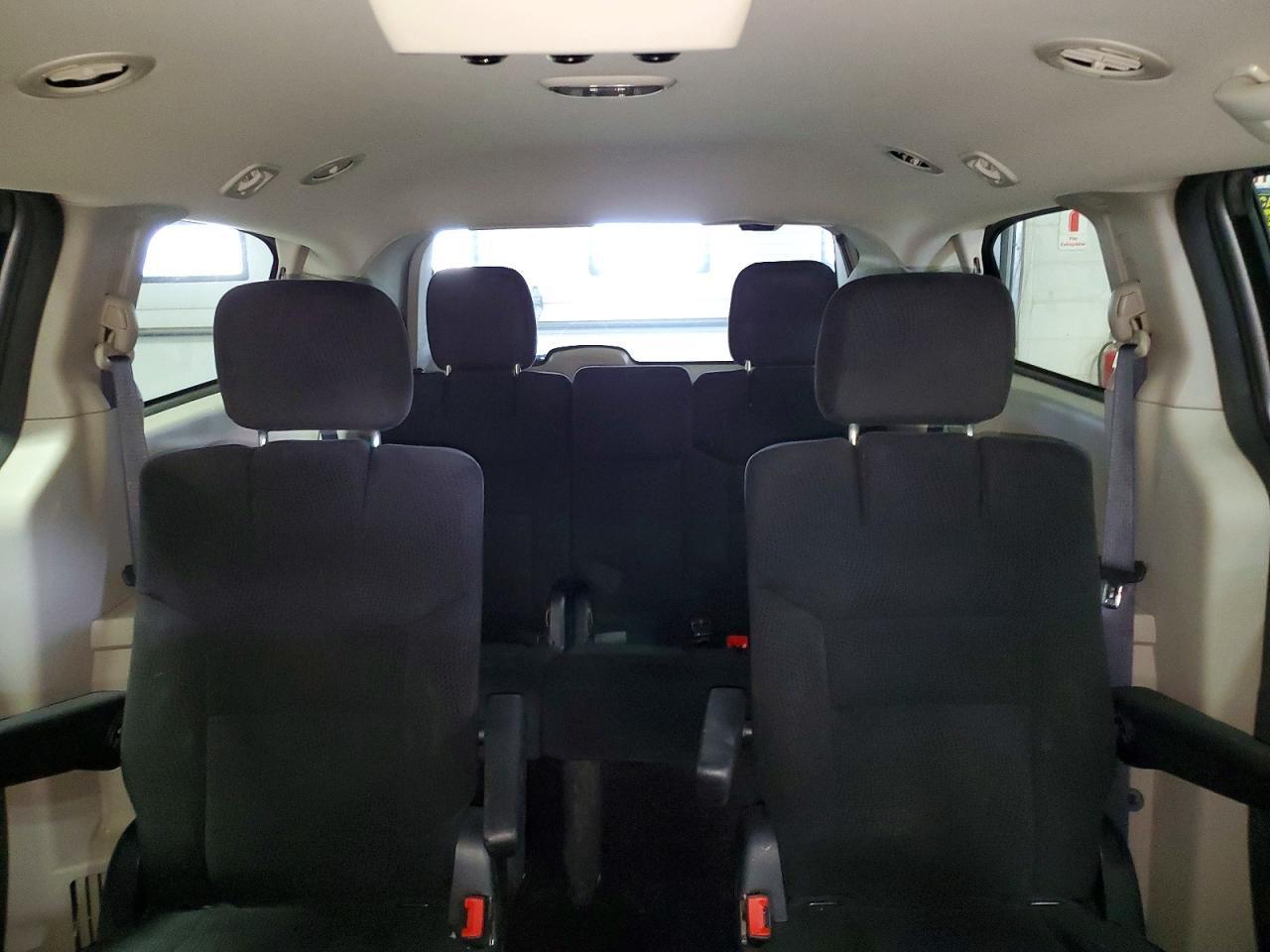 2016 DODGE GRAND CARAVAN — фото 10