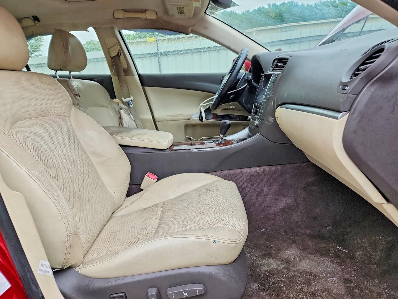 2013 LEXUS IS 250 — фото 7