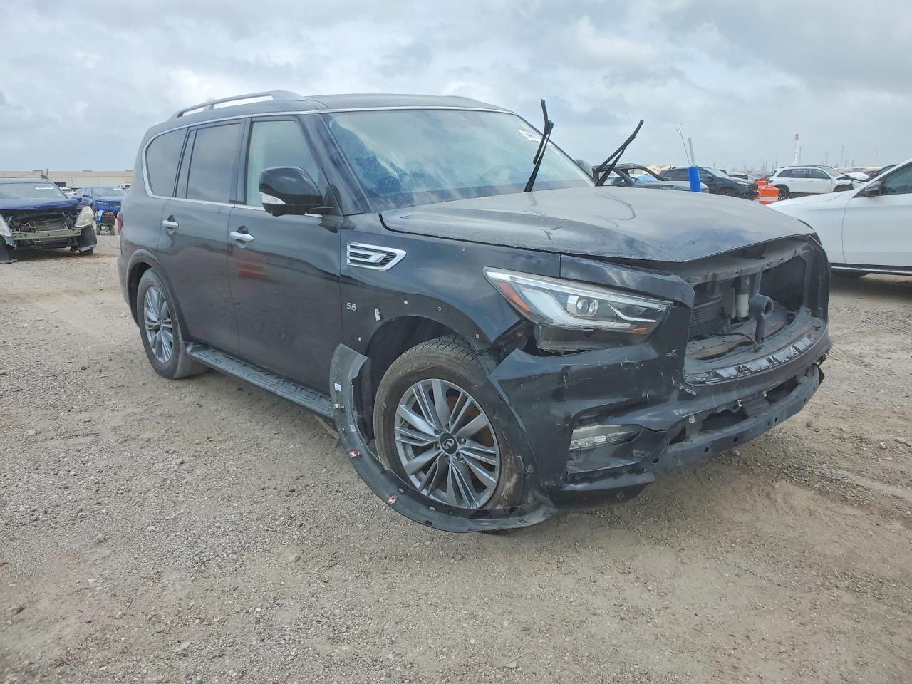 INFINITI QX80