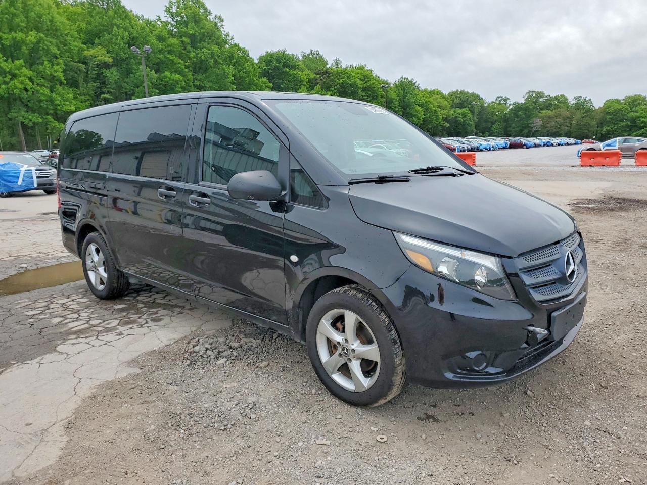 2018 MERCEDES-BENZ METRIS — фото 4