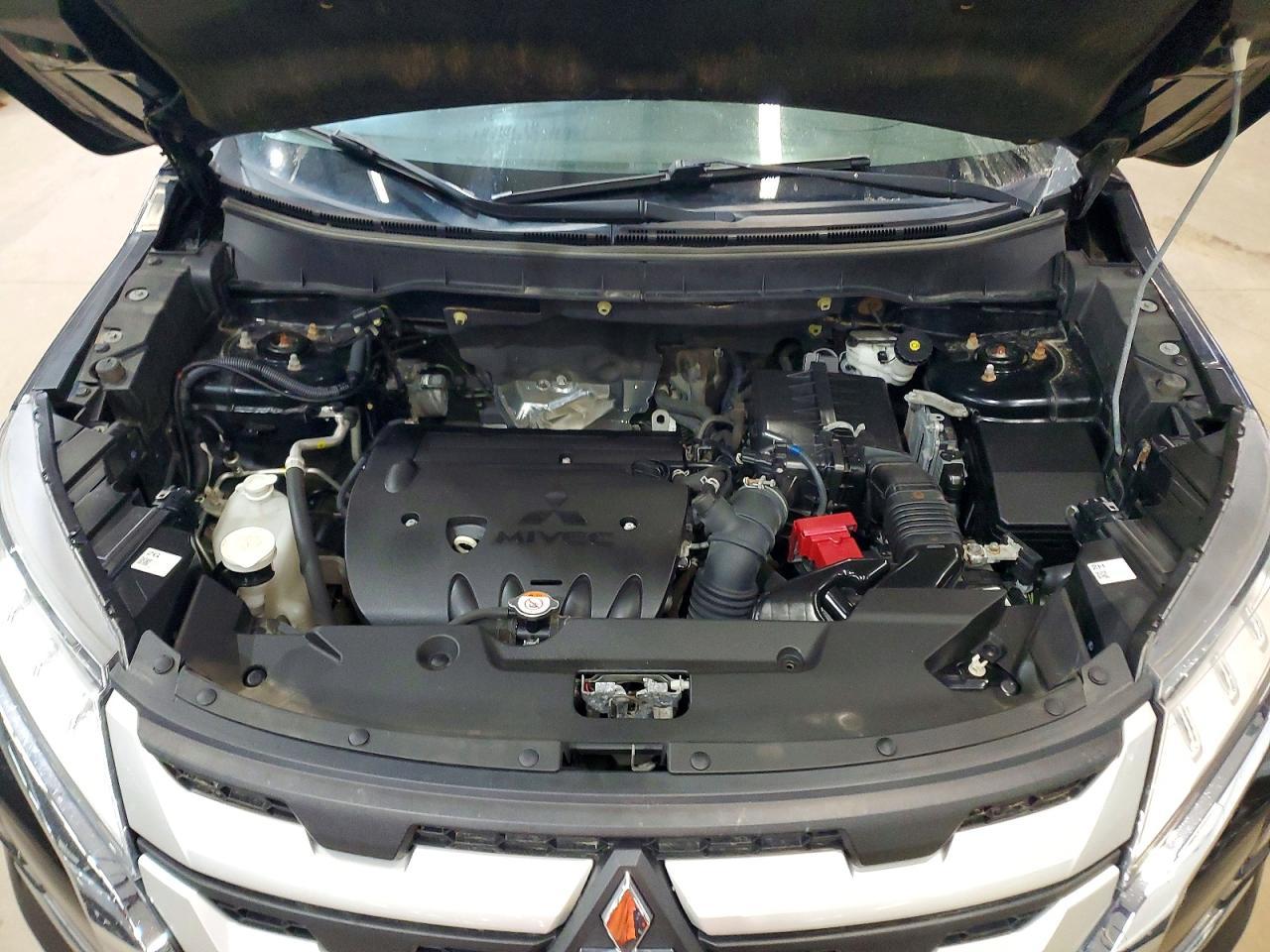 MITSUBISHI OUTLANDER SPORT