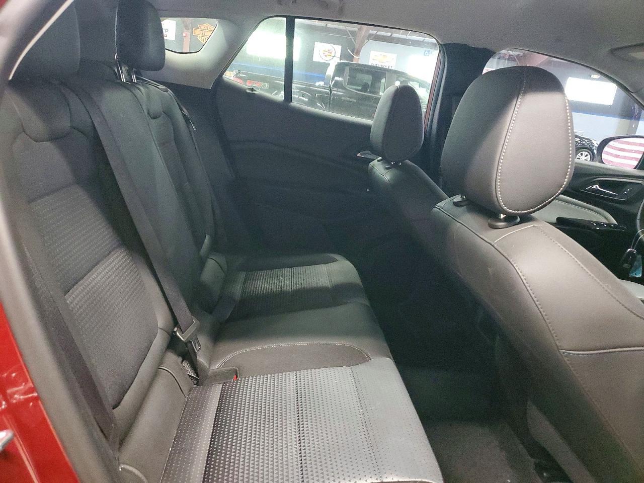 CHEVROLET TRAX
