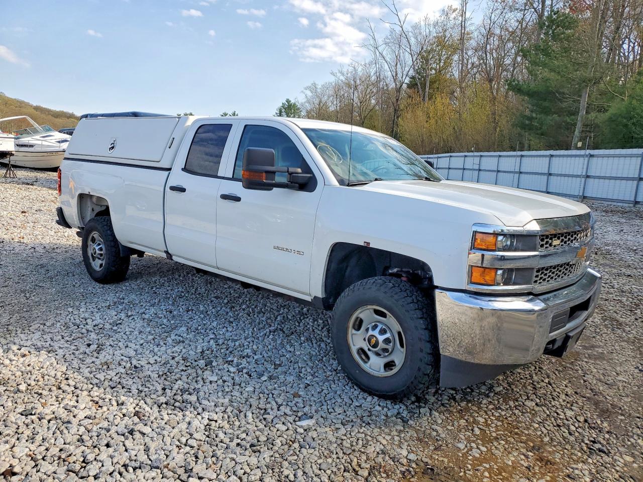 2019 CHEVROLET SILVERADO 1500 — фото 4