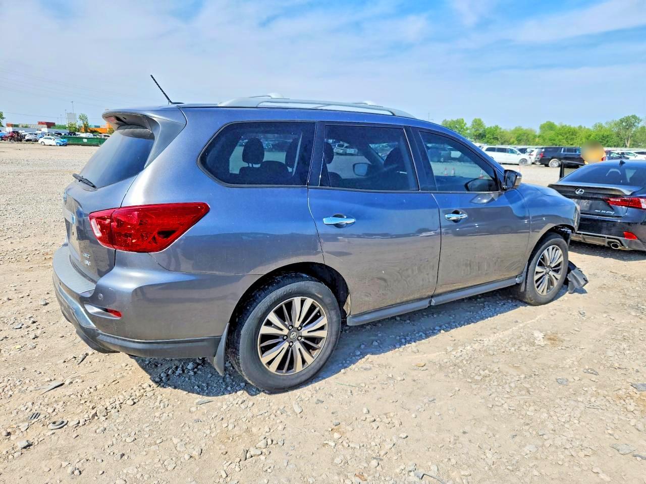 NISSAN PATHFINDER