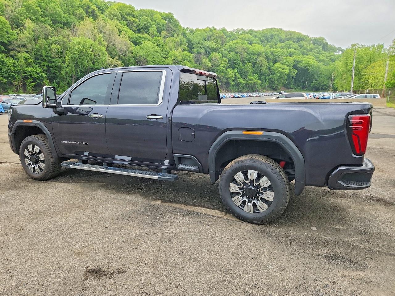 2025 GMC SIERRA 2500HD — фото 2