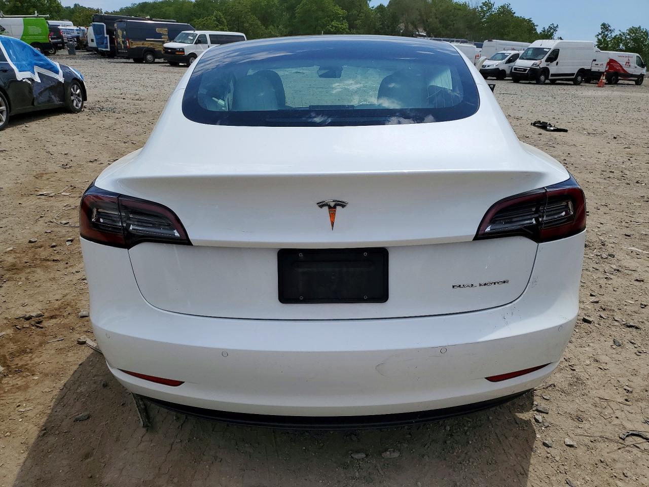 2020 TESLA MODEL 3 — фото 6